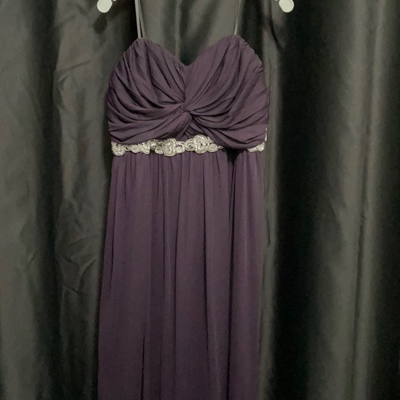 Dress was never worn. - Picture 1 of 5